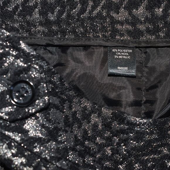 EXPRESS Black & Silver Metallic Houndstooth Short Size 8 - Picture 5 of 7